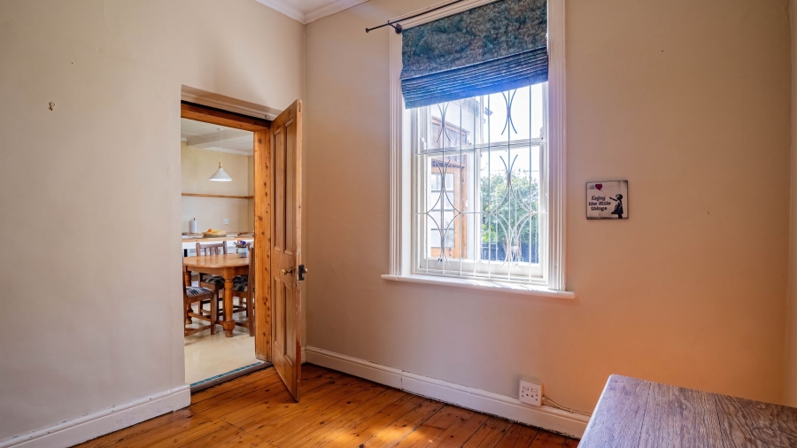 To Let 3 Bedroom Property for Rent in Kenilworth Western Cape